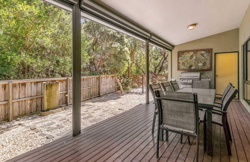 Ventnor House | Seacove - sleeps up to 12
