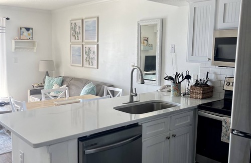 Gulf Shores Condo | Seacrest 602, adorable beach front, spectacular sunset views!