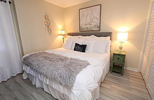 Gulf Shores Apartment | Seacrest 806 condo