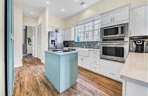 Rosemary Beach House | Seacrest "Soul Surfer" | 4 BR | Sleeps 13 | 2 Masters | ON 30A! | Bikes!