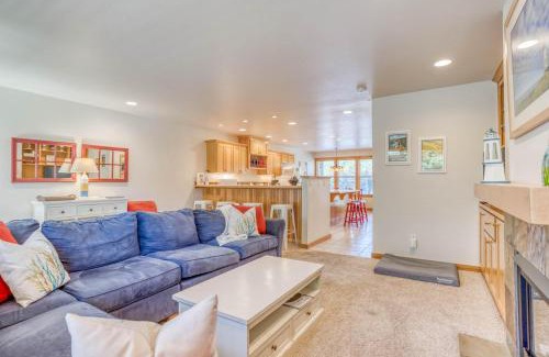 Shorepine Village House | SeaEscape - Meredith Lodging