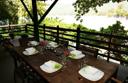 Kamala House | Seafront 3 bedrooms en-suite.