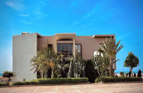 Imi Ouaddar Apartment | Seafront apartment *2*with terrace