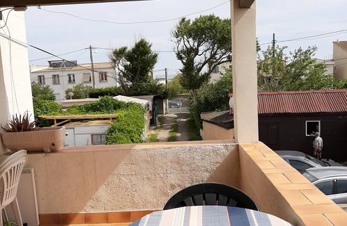 Frontignan Apartment | Seafront apartment