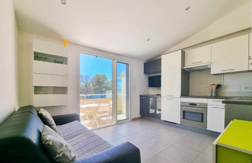 Le Dramont House | Seafront apartment 4 people in domain - 2 Pools