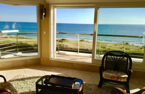Barneville-Carteret House | SEAFRONT, Fantastic 180° Sea View, high Standing, Courtyard, Private Garden