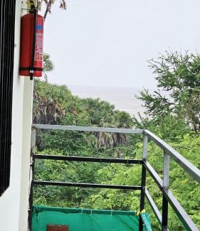 Daman House | Seafront Homes Stay