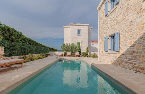 Dobropoljana Villa | Seafront Villa Adriatica with pool