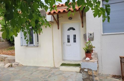 Kardamyli House | Seafront Villa, Fay