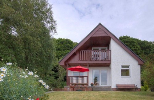 Isle of Arran Villa | Seafront villa overlooking Lamlash Bay WWW.ARRANHOLIDAYRENTALS.CO.UK