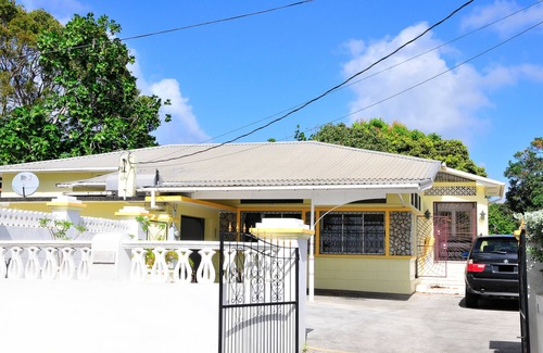 Reeds Bay House | Seagaze beach house is perfect for family, a few steps to the beach