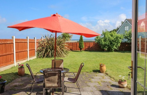 Youghal Cottage | SEAGAZE, pet friendly, with a garden in Youghal, County Cork
