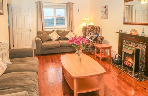 Youghal Cottage | SEAGAZE, pet friendly, with a garden in Youghal, County Cork