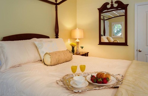 Melbourne Beach Bed & Breakfast | Seaglass Inn