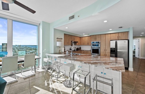 Gulf Shores Condo | Seaglass Sanctuary. 3BR 3BA Luxe Sunset Corner❤️! Free Beach Svc!