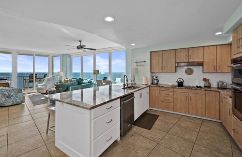 Gulf Shores Condo | Seaglass Sanctuary. 3BR 3BA Luxe Sunset Corner❤️! Free Beach Svc!