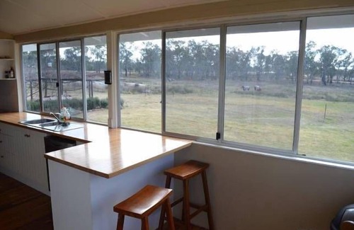 Broadwater House | Seagoe Homestead - private self contained accommodation on the Granite Belt, QLD