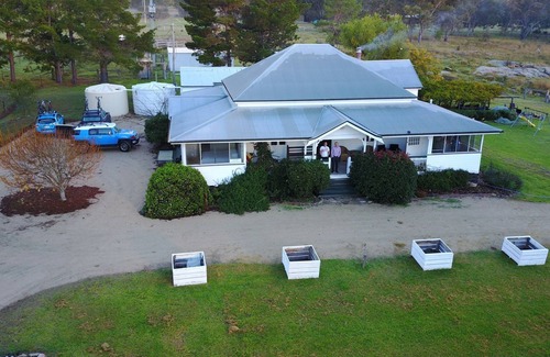Broadwater House | Seagoe Homestead - private self contained accommodation on the Granite Belt, QLD