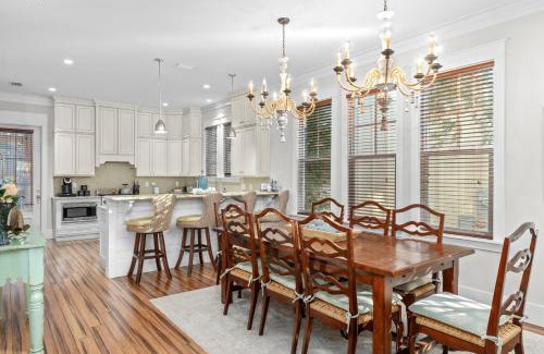 Seagrove Beach House | Seagrove Gardens Mins to the Beach Santa Rosa Retreat w Golf Cart A Design