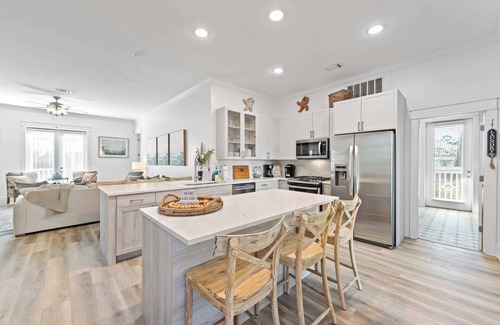 San Juan House | Seagrove’s 30A Window to Heaven: Pool and Beach
