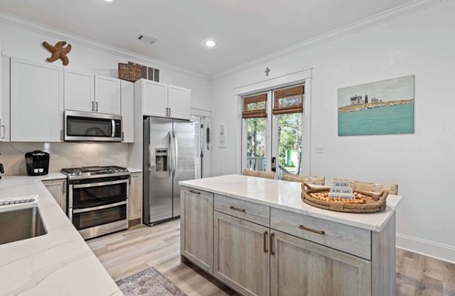 San Juan House | Seagrove’s 30A Window to Heaven: Pool and Beach