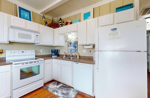 Port Bolivar House | Seagull Shores: 1 BR, 1 BA in Gilchrist, Sleeps 6