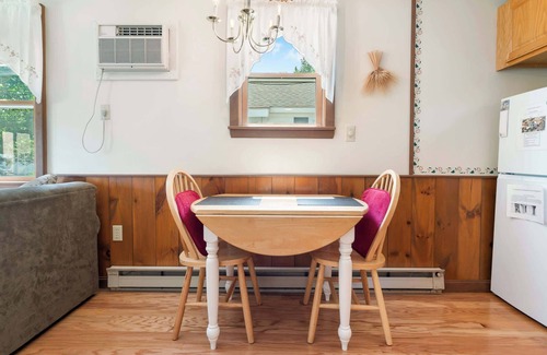 Ogunquit - Wells House | Seagulls View Summary