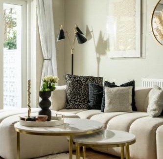 Blandford Saint Mary House | Seahaven in Sandbanks