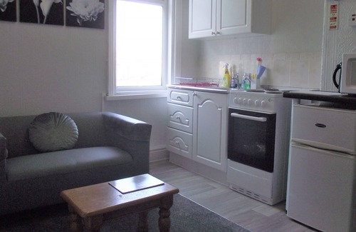 Thornton-Cleveleys Apartment | Seahawk Holiday Apartment 1 (sleeps 2) Cleveleys