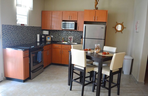 Culebra Pueblo Apartment | Seahorse Suite – Stunning Caribbean Views , Covered Terrace & Family Friendly!