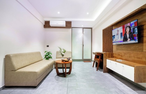 Shenoys Hotel | Seaking Suites