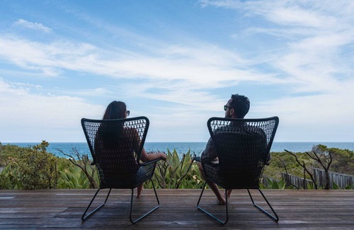 Culburra Beach House | Seakissed Beachhouse- Beachfront and Direct Beach Access