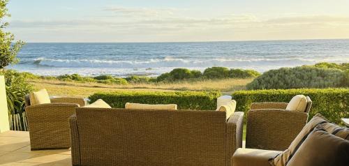 Sandbaai House | Seapearl Oceanfront Villa and Cottage