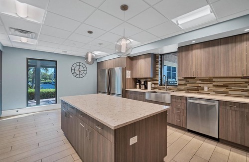 Longboat Key Condo | Seaplce G7-405 by FVC