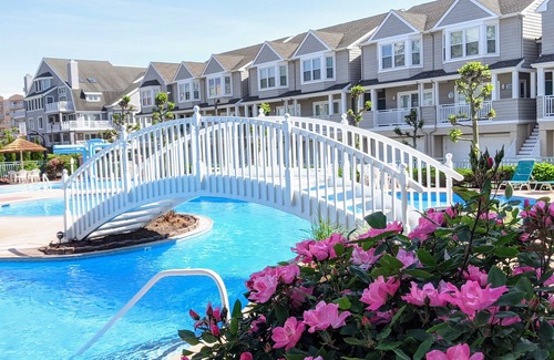Diamond Beach Condo | Seapointe Village Diamond Beach NJ - First floor, lobby level location.