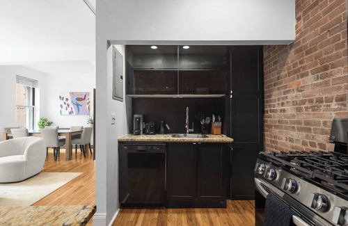 Financial District Apartment | Seaport Place by StayHaus | Floor-through 1BR Loft