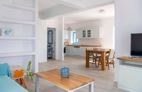 Aliki House | Searenity Villas - Seafront