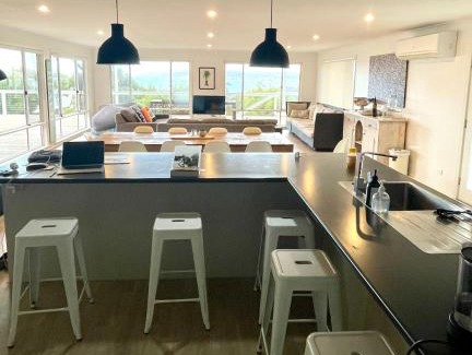 Emu Bay House | Seas The Day
