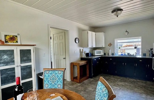 Camano Island House | Seas the Day Cottage on Camano Island. Walks on the beach & beautiful sunsets.