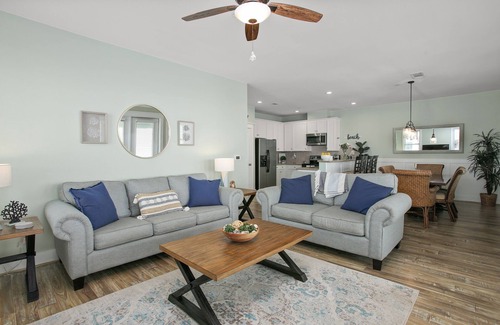Red Fish Cove Condo | Seas The Day-Front Row-Beach Front-Ocean View-Top Floor- Next to Beach Club
