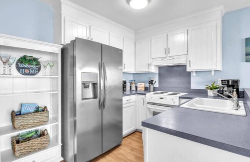 North Carolina Coast Apartment | Seas the Day in Carolina Beach