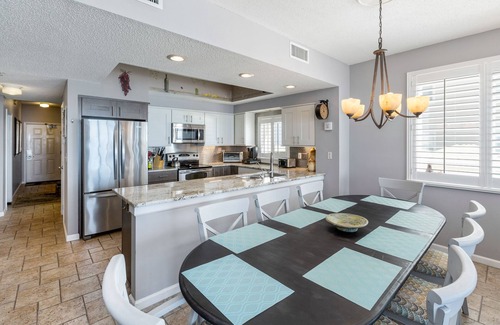 Miramar Beach Condo | Seas The Day- Majestic Sun 401B, 2 King Beds + Bunk Room, Parking Space