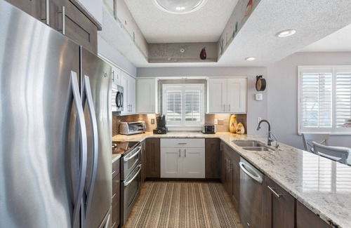 Miramar Beach Condo | Seas The Day- Majestic Sun 401B, 2 King Beds + Bunk Room, Parking Space