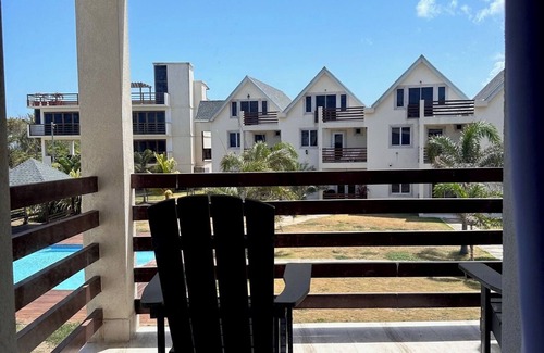 Crown Point House | Seas The Day!