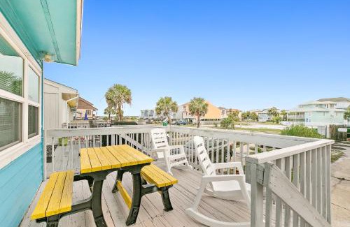 Navarre Beach House | Seas the Day