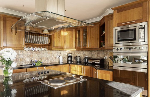 Bothar Bui House | Seascape 3 bedroom house VRBO