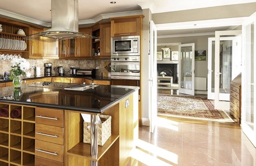 Bothar Bui House | Seascape 3 bedroom house VRBO