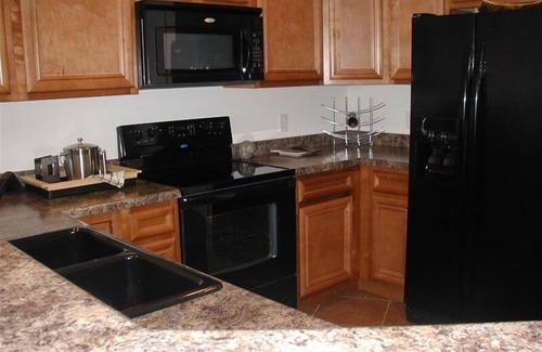Osage Beach Condo | Seascape: Luxury Waterfront Condo Overlooking Main Channel
