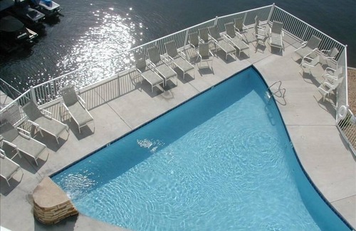 Osage Beach Condo | Seascape: Luxury Waterfront Condo Overlooking Main Channel