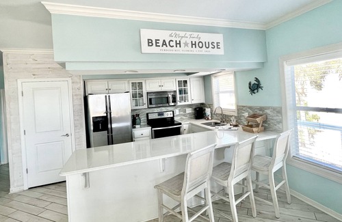 Perdido Key Coves One House | Seascape on Perdido Key, Beach FL and Bay Front home! Waterview Hot Tub